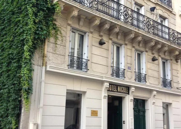 Hotel Pierre Nicole Parigi